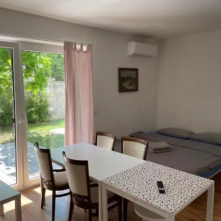 R41 - Tivoli Groundfloor