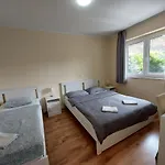 Πανσιόν R41 - Tivoli Groundfloor 3*