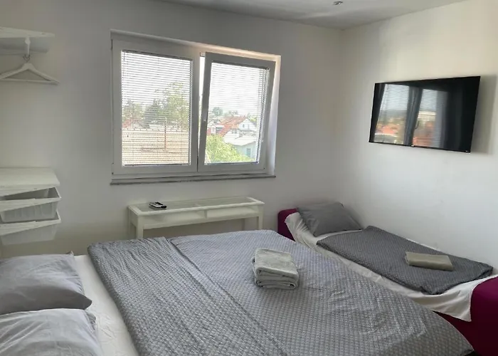 R41 - Tivoli Groundfloor Gostinjska kuća Ljubljana