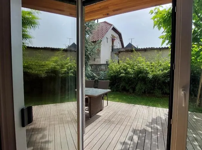 R41 - Tivoli Groundfloor بيت ضيافة 3*