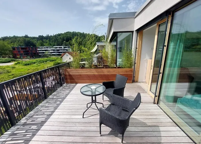 R41 - Tivoli Groundfloor بيت ضيافة ليوبليانا